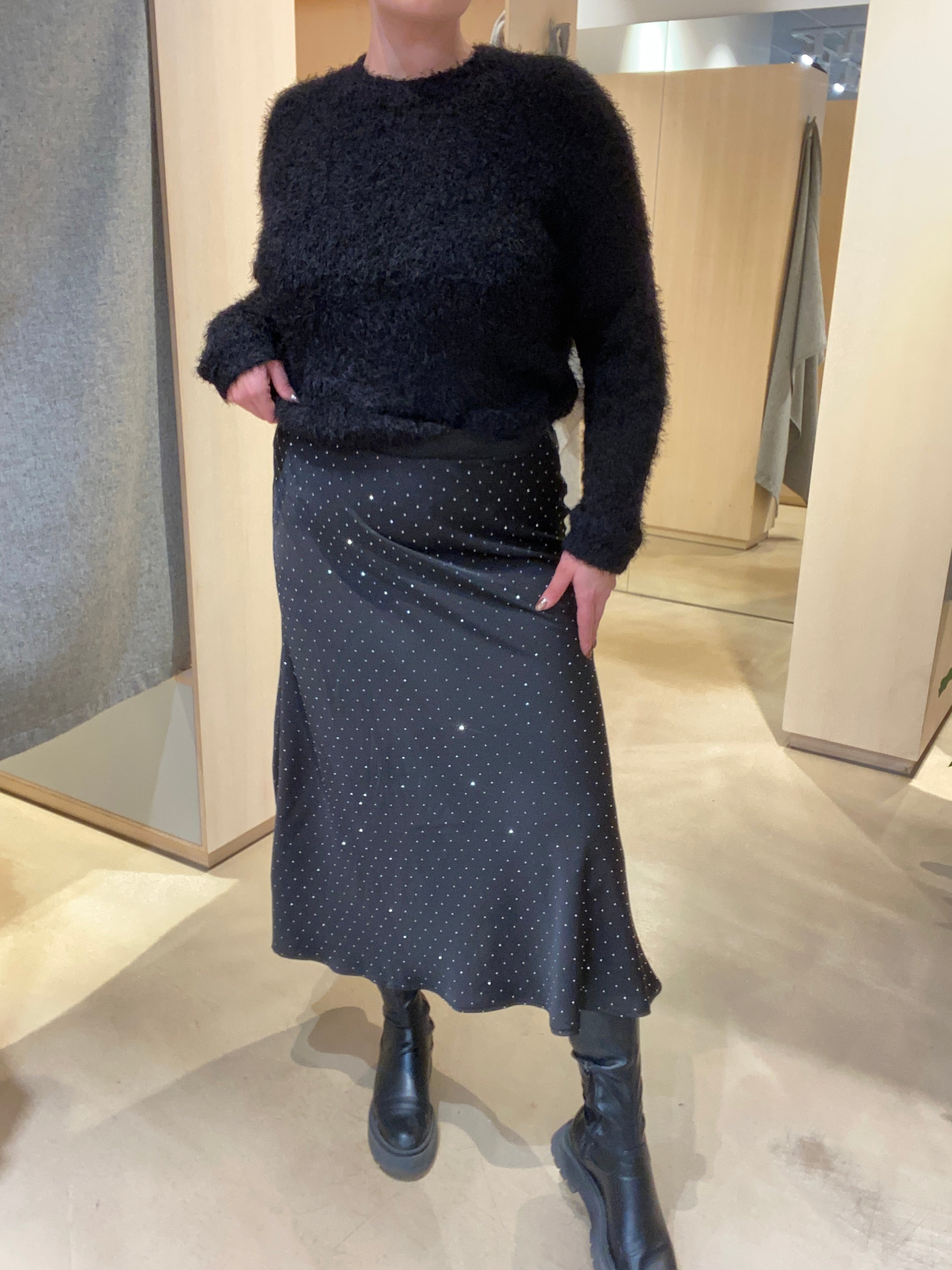 VIELLIE Midi Skirt - Black Beauty